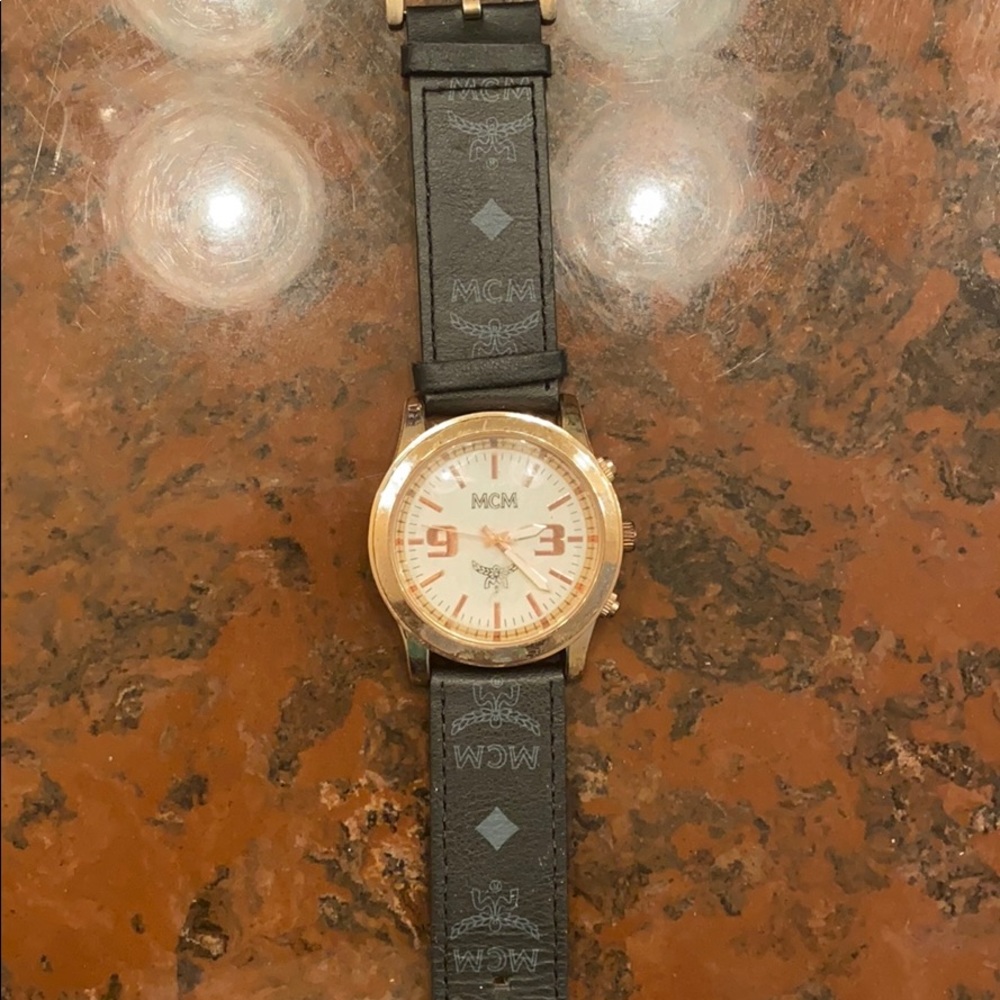 MCM watch (100% authentic)